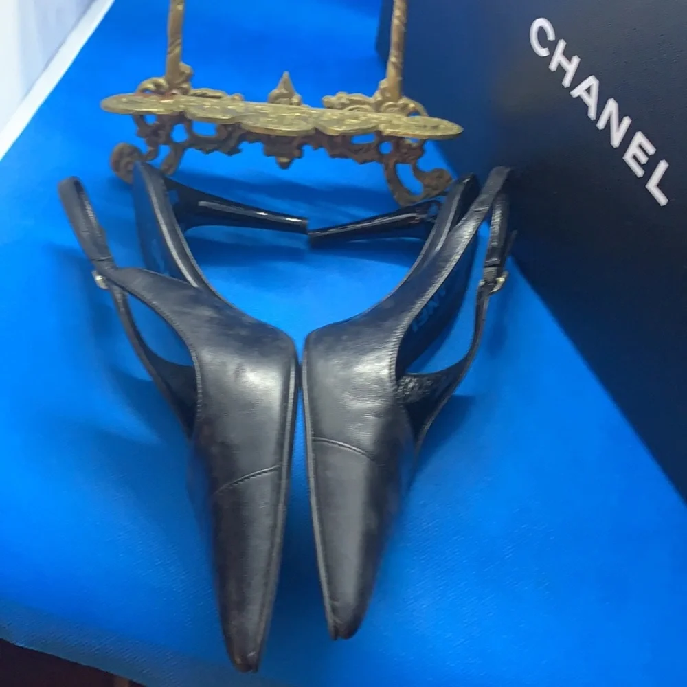 CHANEL leather signature